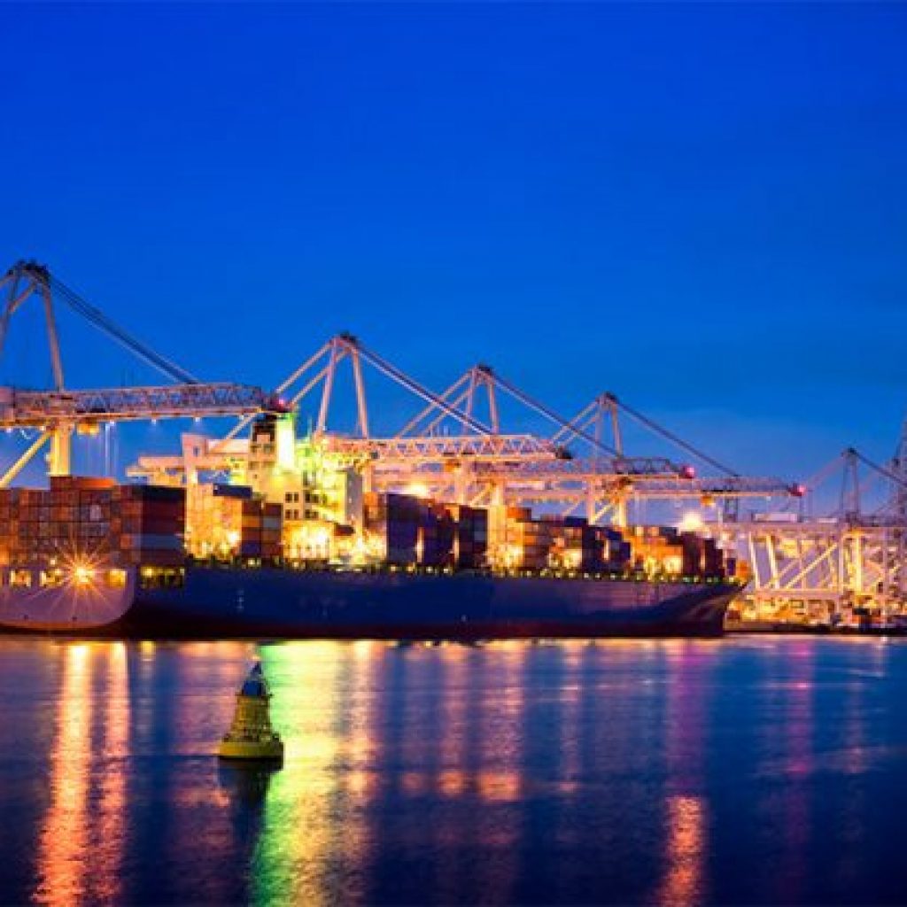 Container terminal night Harbor Shipping News 543x413 1